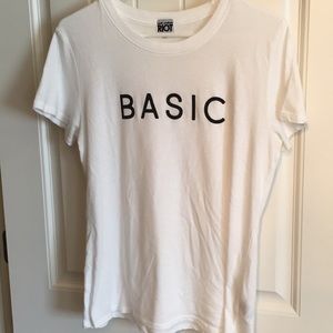 Suburban riot Basic Tee